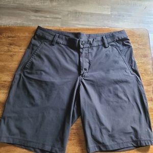 Lululemon size 38 shorts